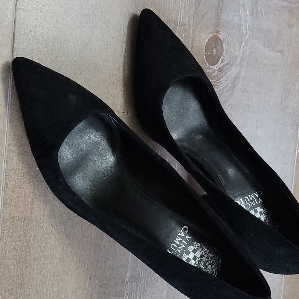 Vince camuto size 9 black heels